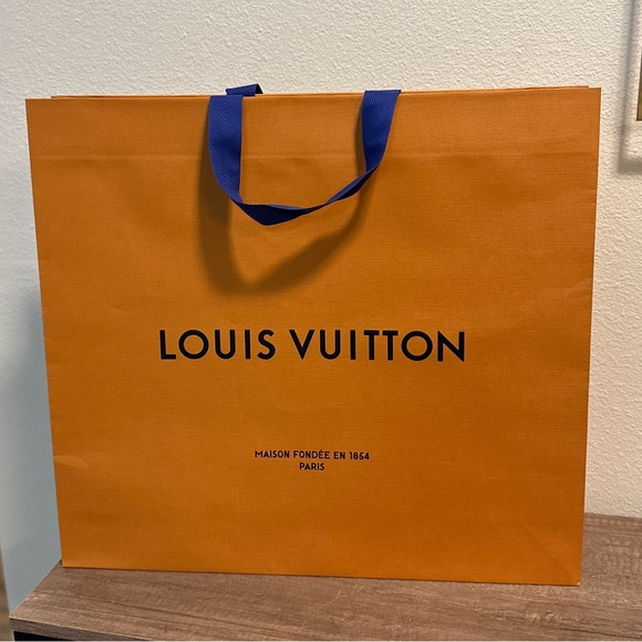 Louis Vuitton LARGE shopping bag - Picture 2 of 6